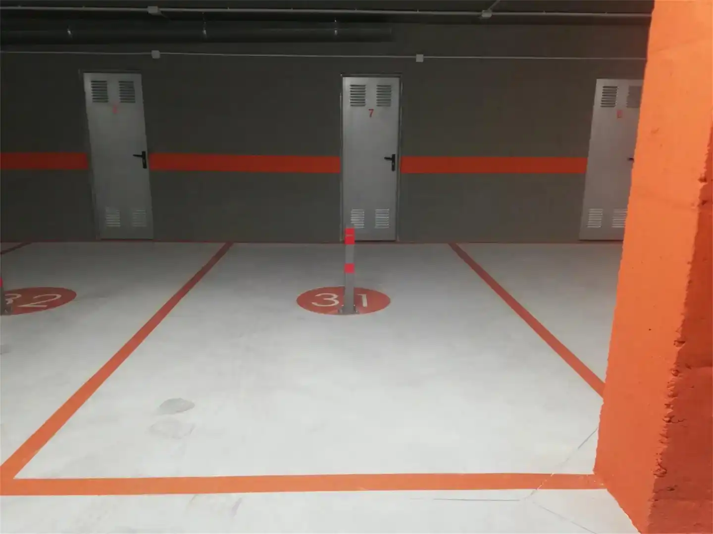 Parking of Garage for rent in Torrequebrada