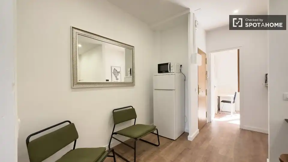 Flat with terrace to rent in Eixample, imagen 5
