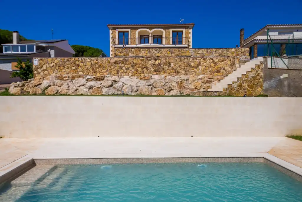 Casa con terraza en venta en Carrer Occitània 20, imagen 6