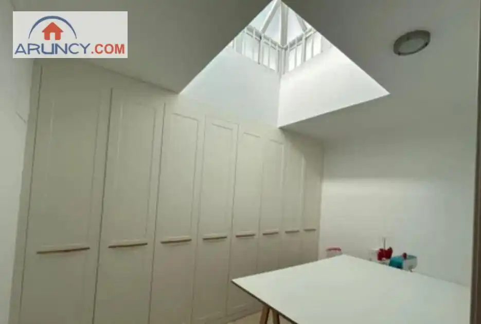 Houses for sale in Sevilla