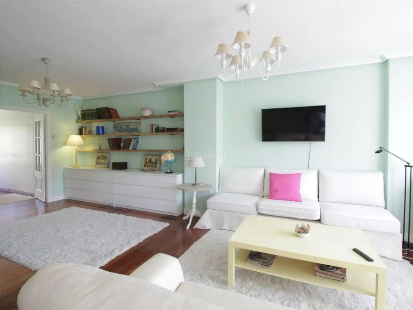 Wohnung zur Miete in Calle Valerio Ortiz de Uriarte 6, imagen 3