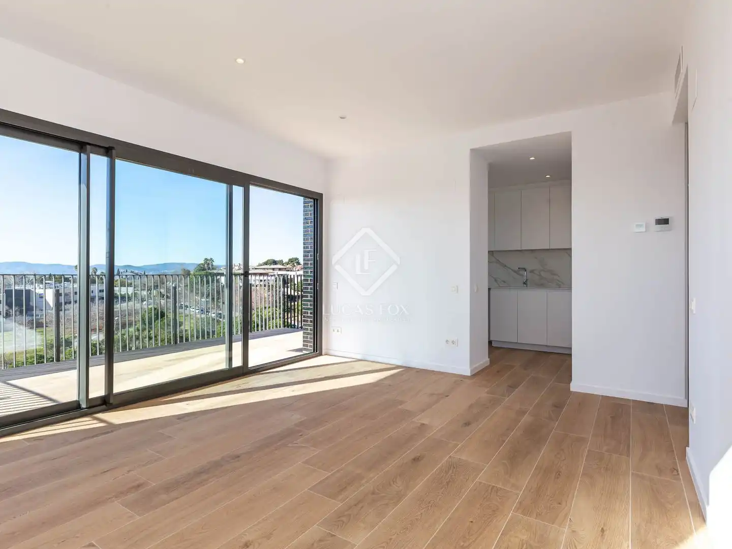 Flat with terrace to rent in Finestrelles, imagen 4