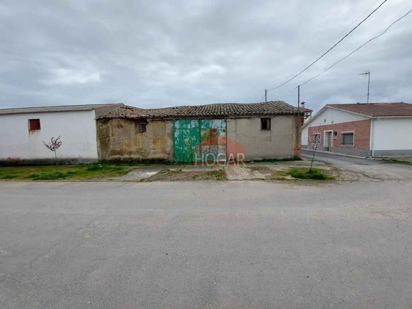 Exterior view of Houses for sale in Muñosancho  with Terrace and Balcony