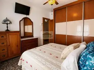 Habitación de Casa adosada en venta en Vegas del Genil con Aire acondicionado, Calefacción y Jardín privado