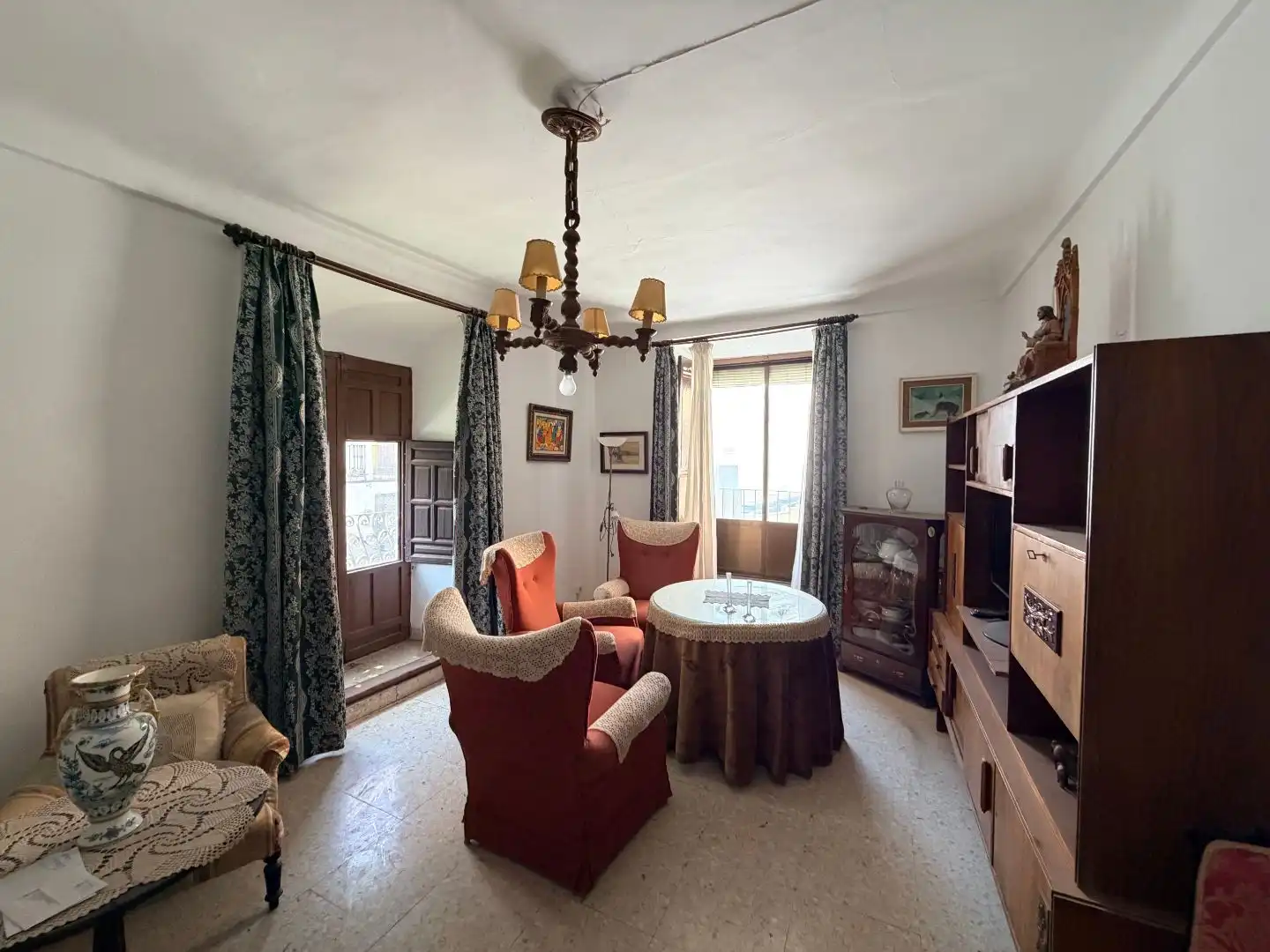 Flat for sale in plaza santa catalina 8