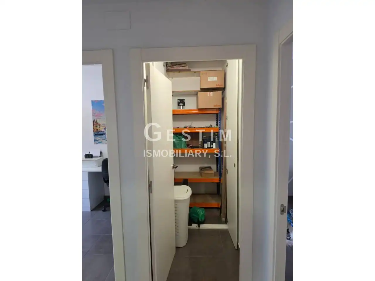 Piso en venta en Vic con Calefacción, Trastero y Balcón