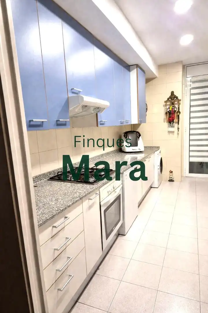 Kitchen of Flat for sale in Viladecans  with Air Conditioner, Heating and Private garden