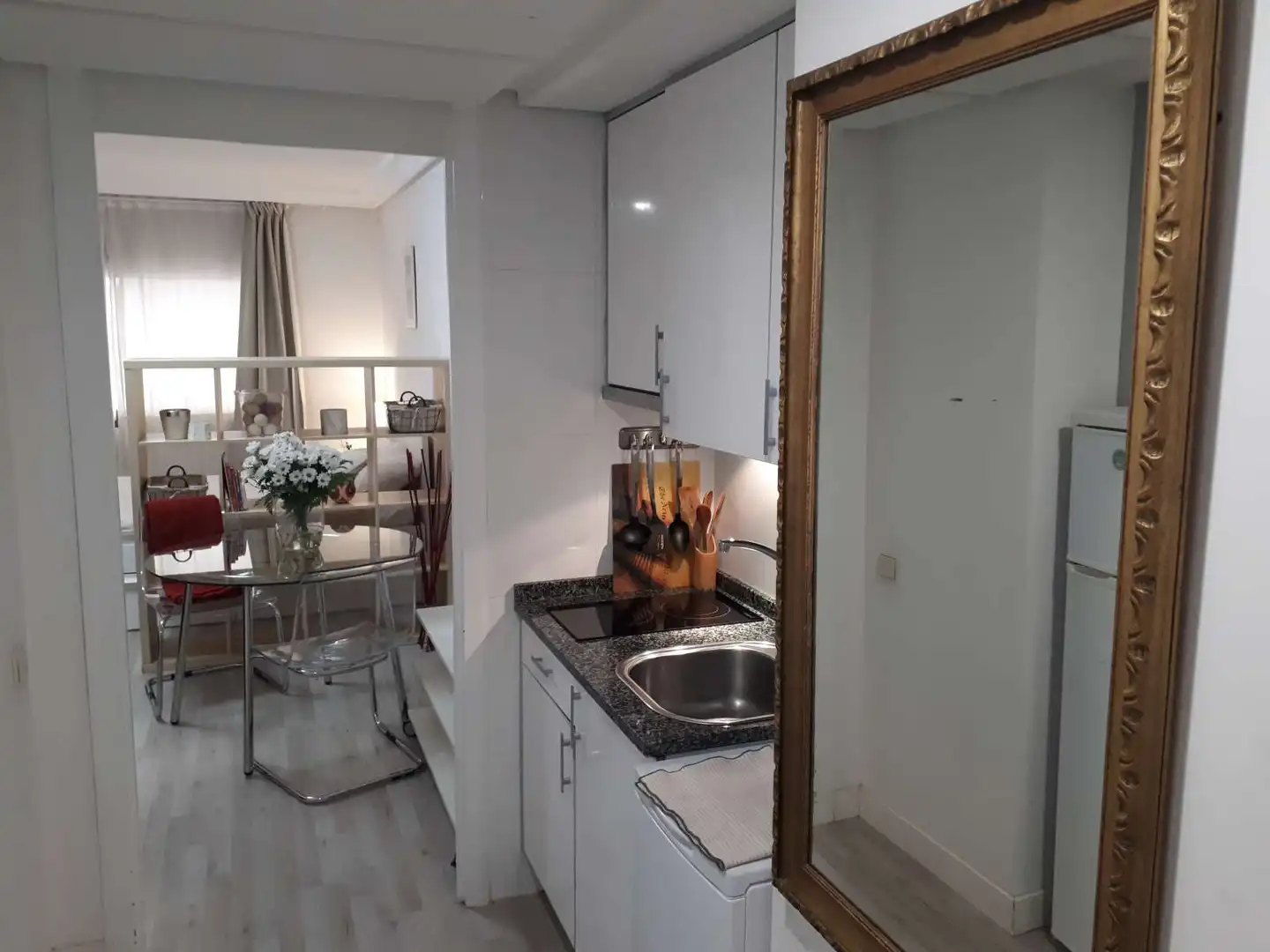 Kitchen of Apartments for share in Madrid  with Air Conditioner, Terrace and Furnished