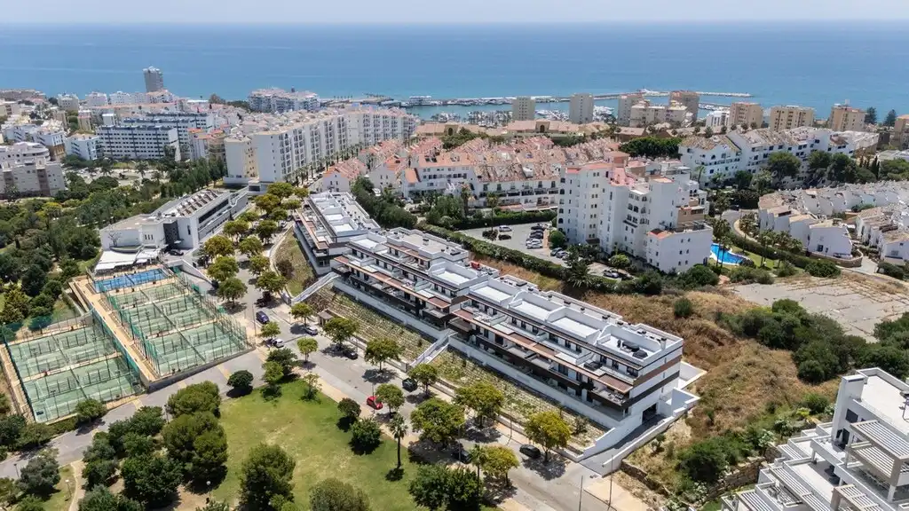 Apartment with pool for sale in Estepona Pueblo, imagen 15