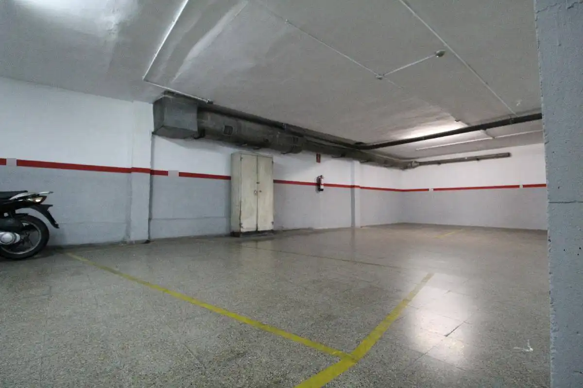 Parkplatz von Garage zum Verkauf in Barberà del Vallès