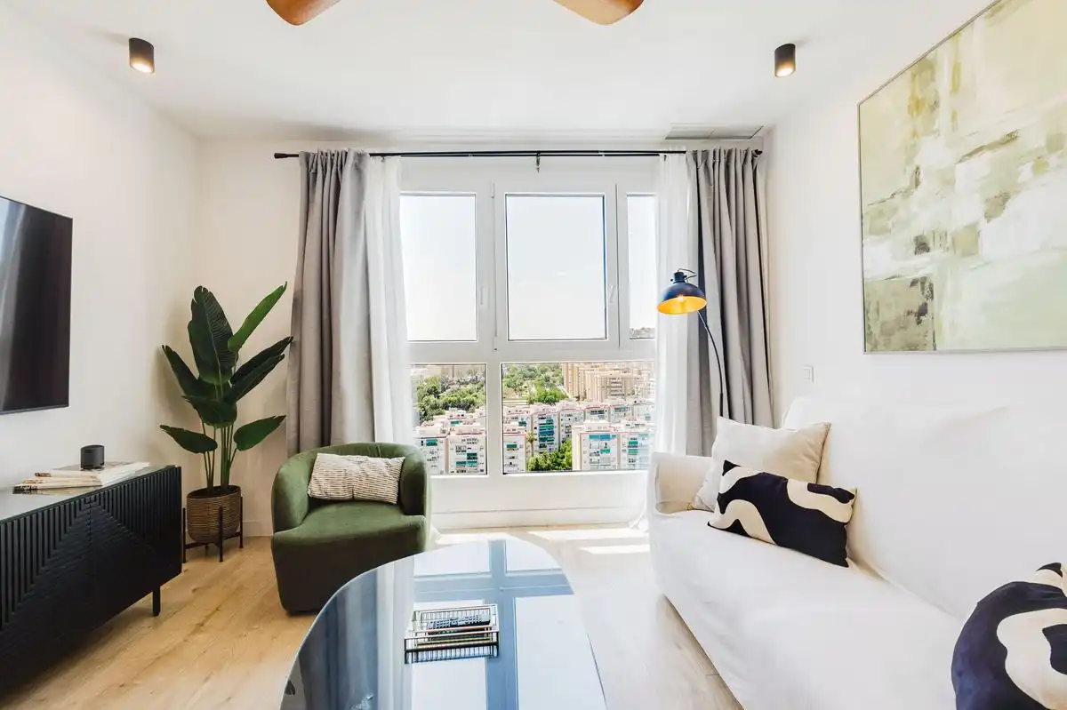 Flat with terrace to rent in Paseo Martiricos, imagen 3