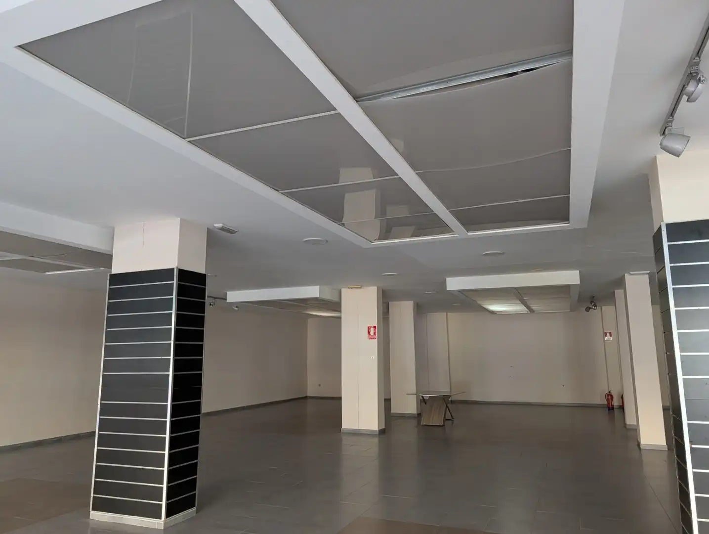 Locale commerciale in vendita a Puerto de Sagunto, imagen 5