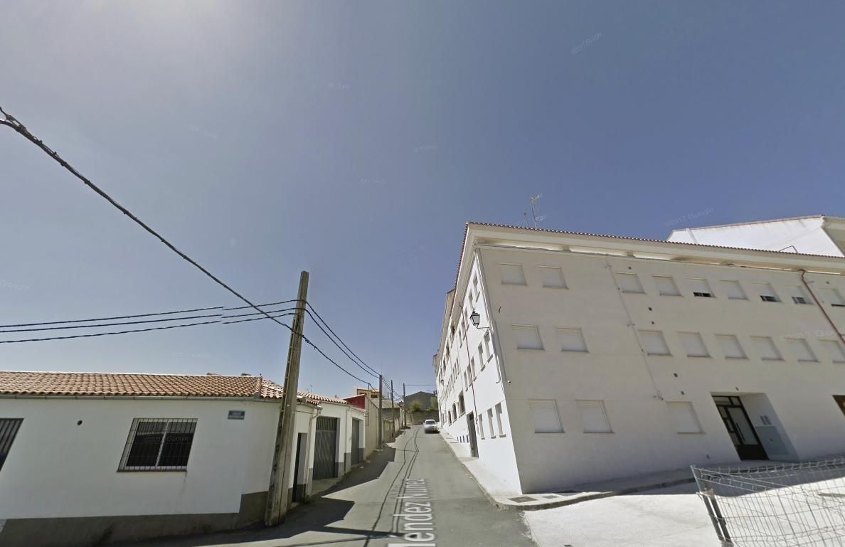 Vista exterior de Pis en venda en Malpartida de Plasencia amb Terrassa, Balcó i Piscina comunitària