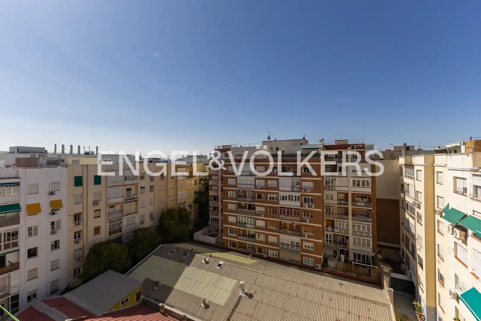 Terrassa de Pis en venda en Madrid amb Calefacció, Terrassa i Balcó