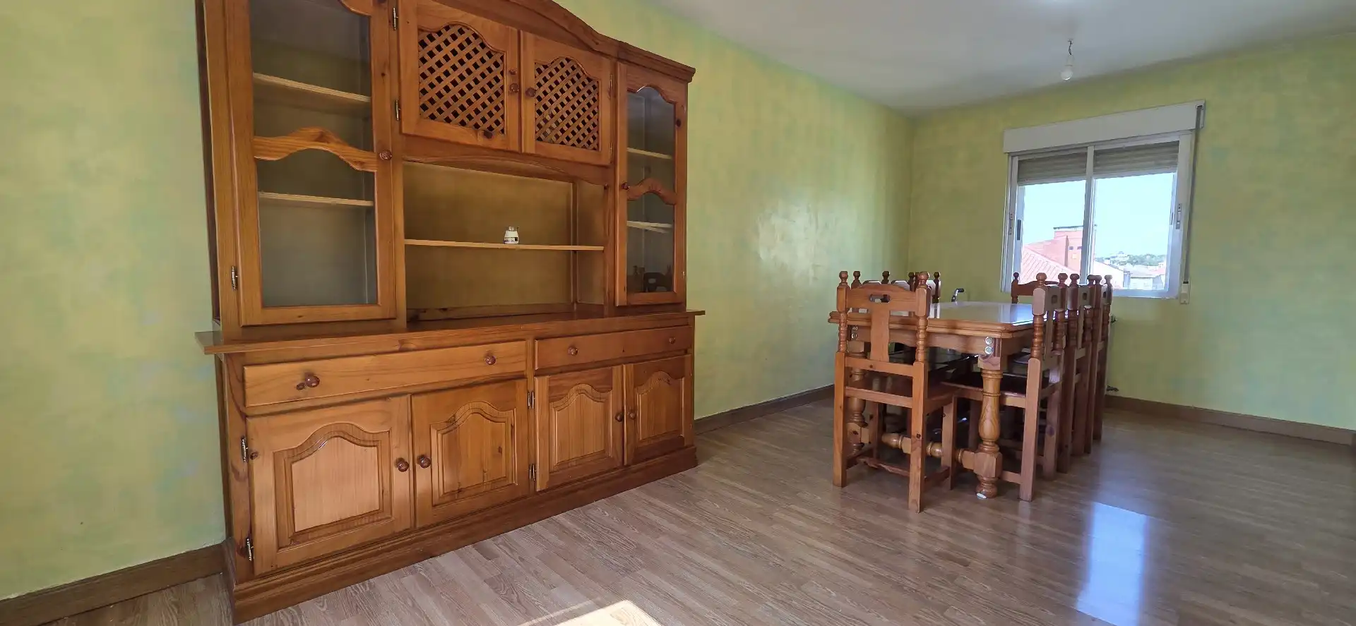 Comedor de Piso en venta en Palencia con Calefacción, Terraza y Amueblado