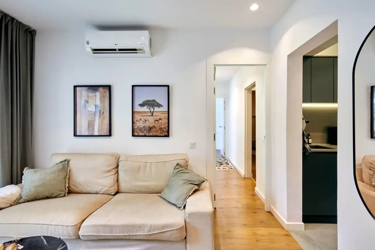 Sala d'estar de Apartament en venda en Barcelona amb Aire condicionat, Calefacció i Parquet
