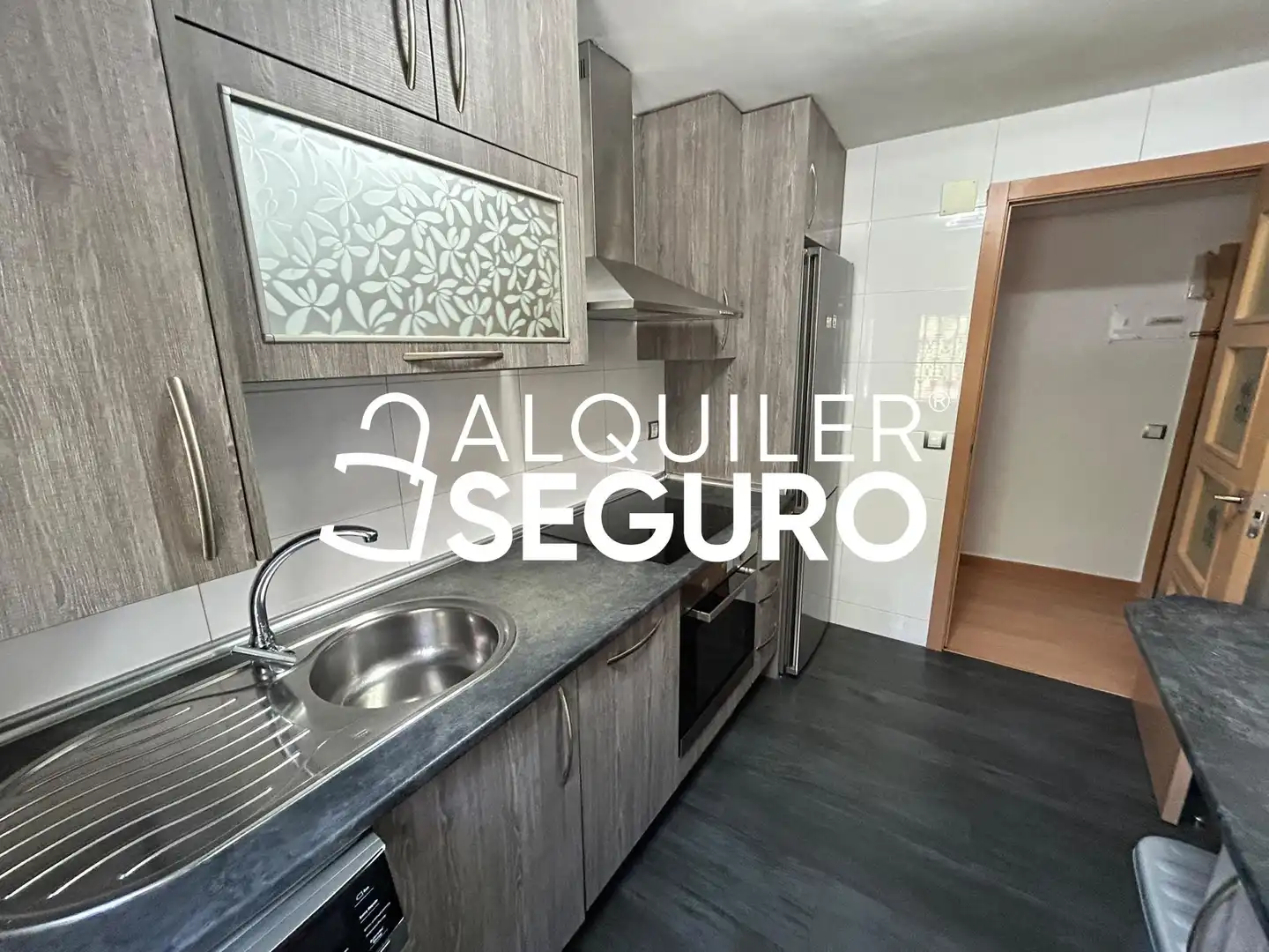 Cocina de Piso de alquiler en Madrid con Aire acondicionado, Calefacción y Amueblado