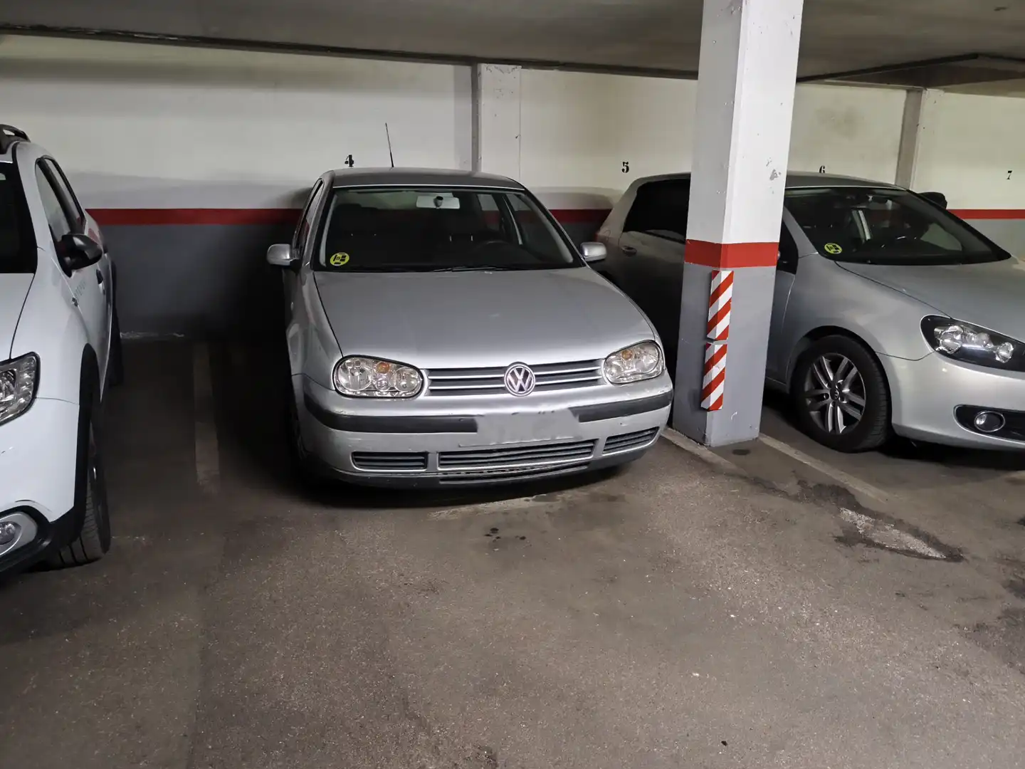 Parking of Flat for rent in Madrid  with Air Conditioner, Heating and Private garden