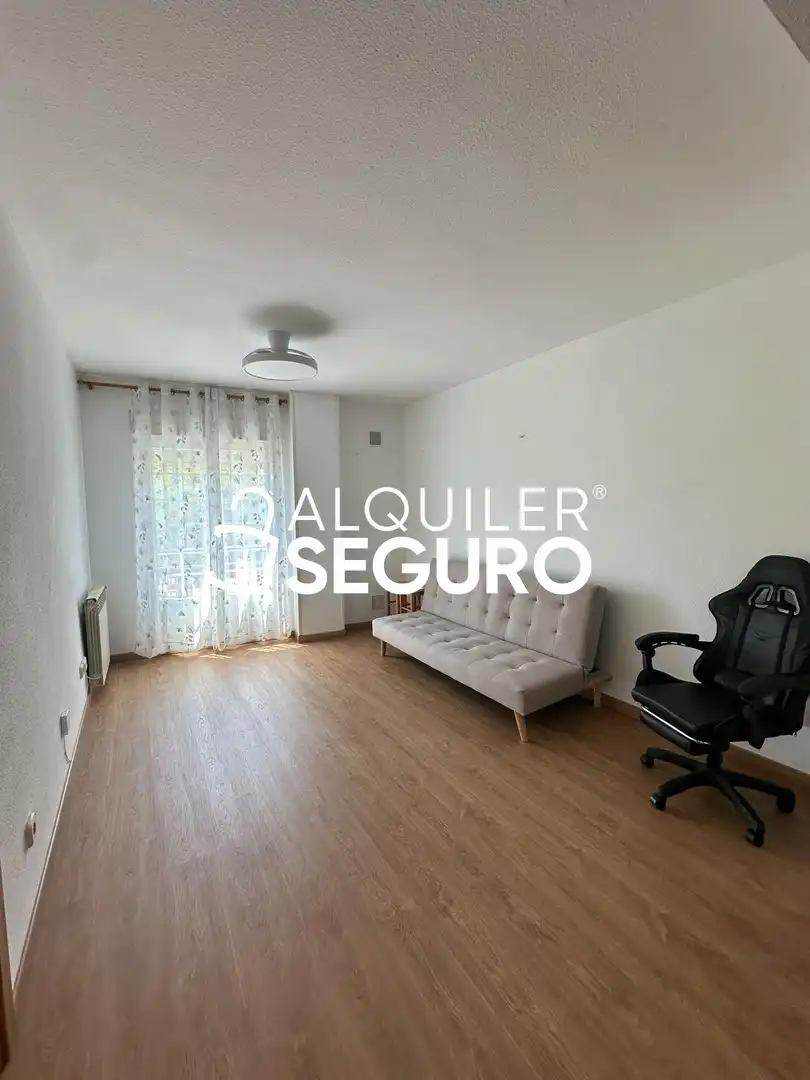 Wohnzimmer von Wohnung zur Miete in Móstoles mit Heizung