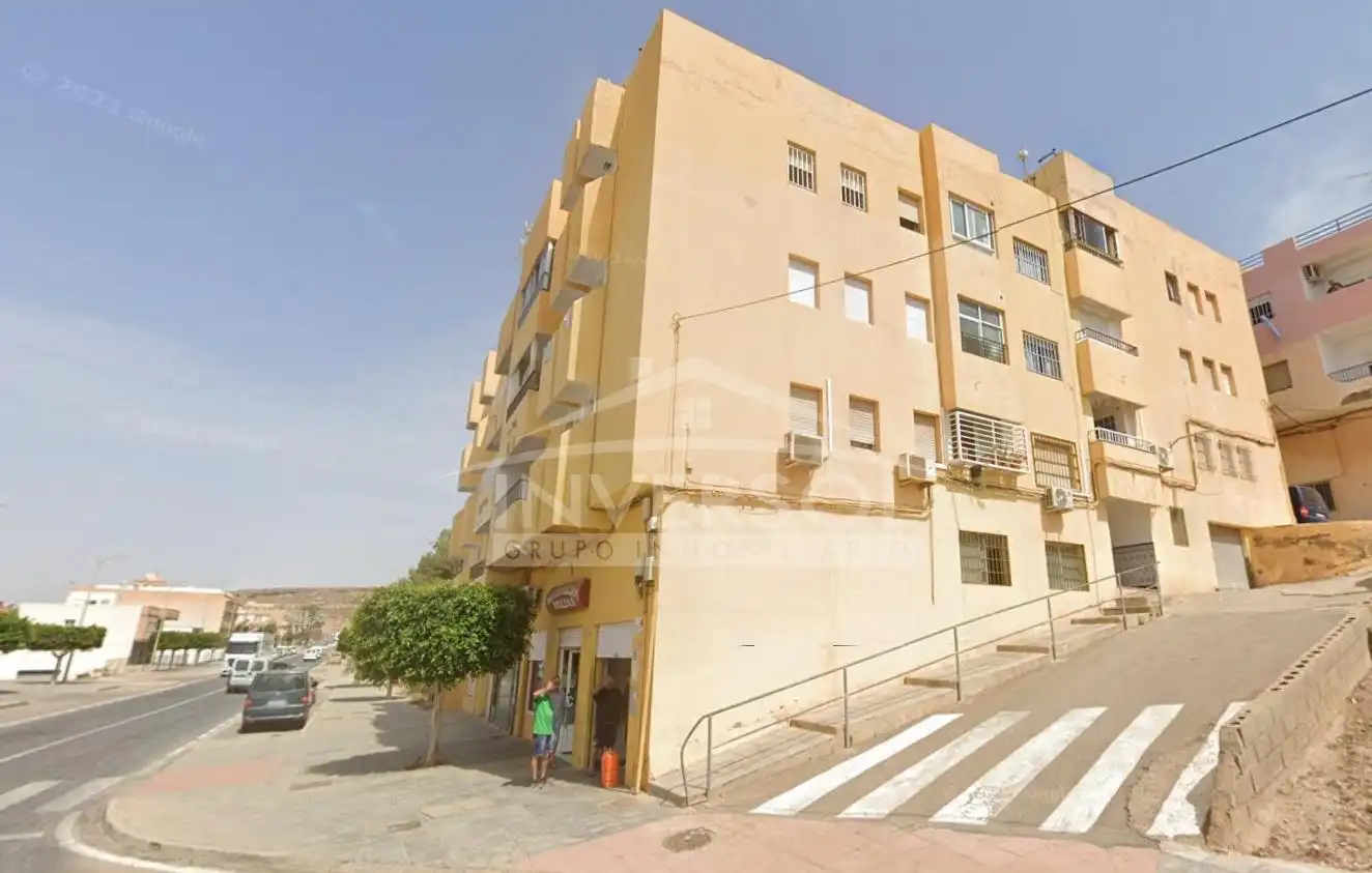 Außenansicht von Wohnung zum Verkauf in Balanegra mit Terrasse und Balkon
