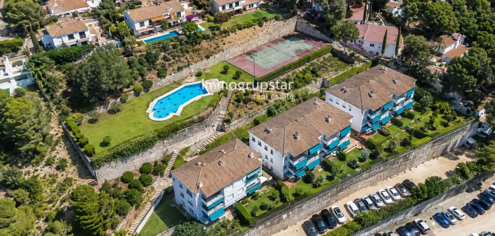 Vista exterior de Apartament en venda en Palafrugell amb Terrassa, Traster i Piscina