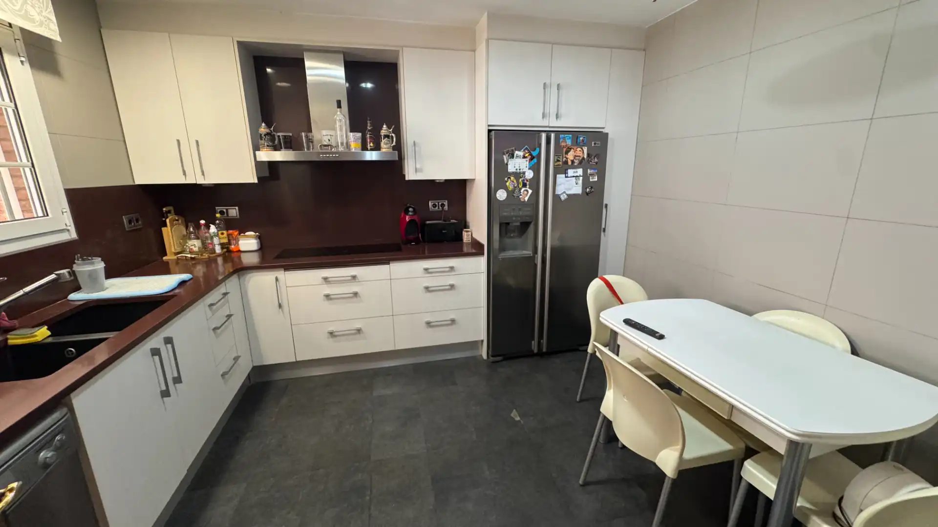 Cuina de Casa adosada en venda en Ripollet amb Aire condicionat, Calefacció i Parquet