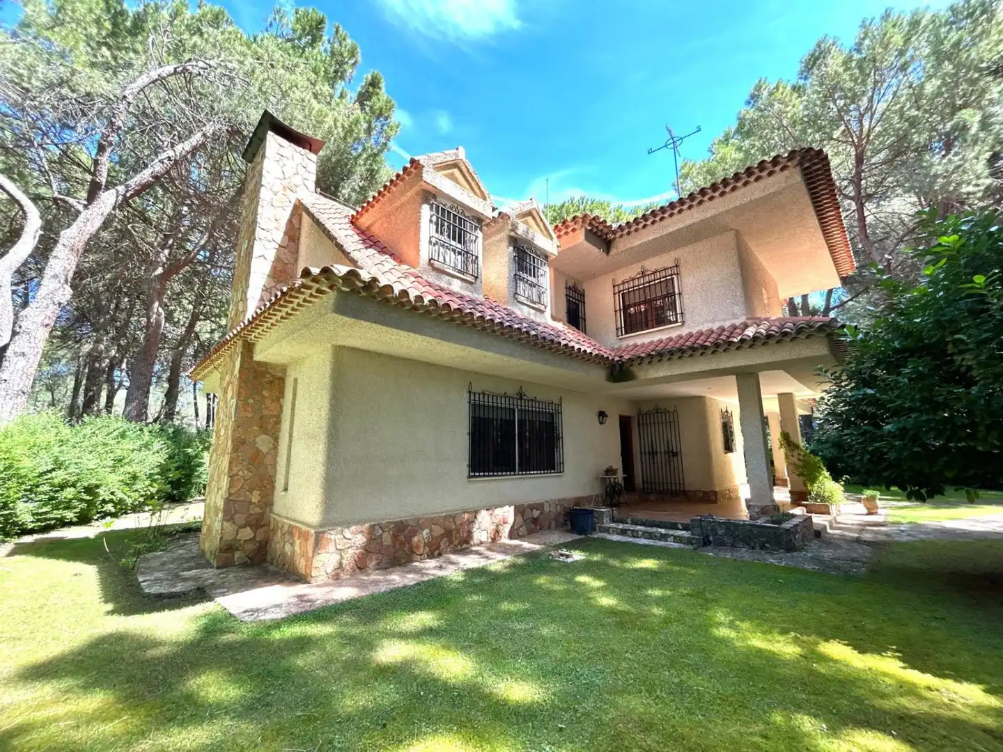 Vista exterior de Casa o chalet en venta en Albacete con Aire acondicionado, Calefacción y Trastero