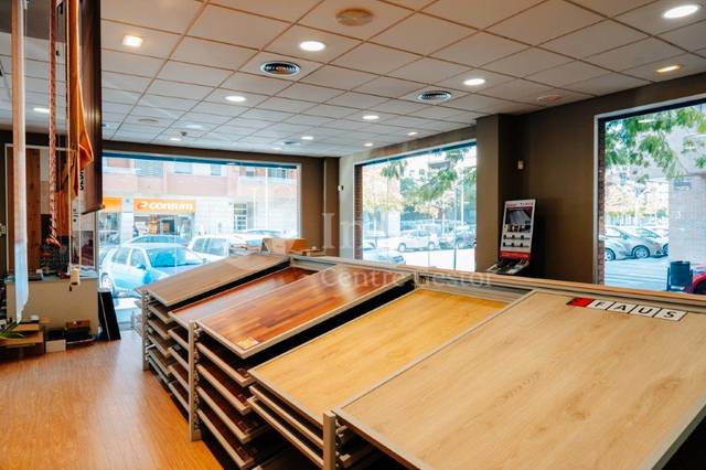 Local comercial en Alquiler en Carrer Enric Pubill "Lo Parrano", 11 en Balàfia