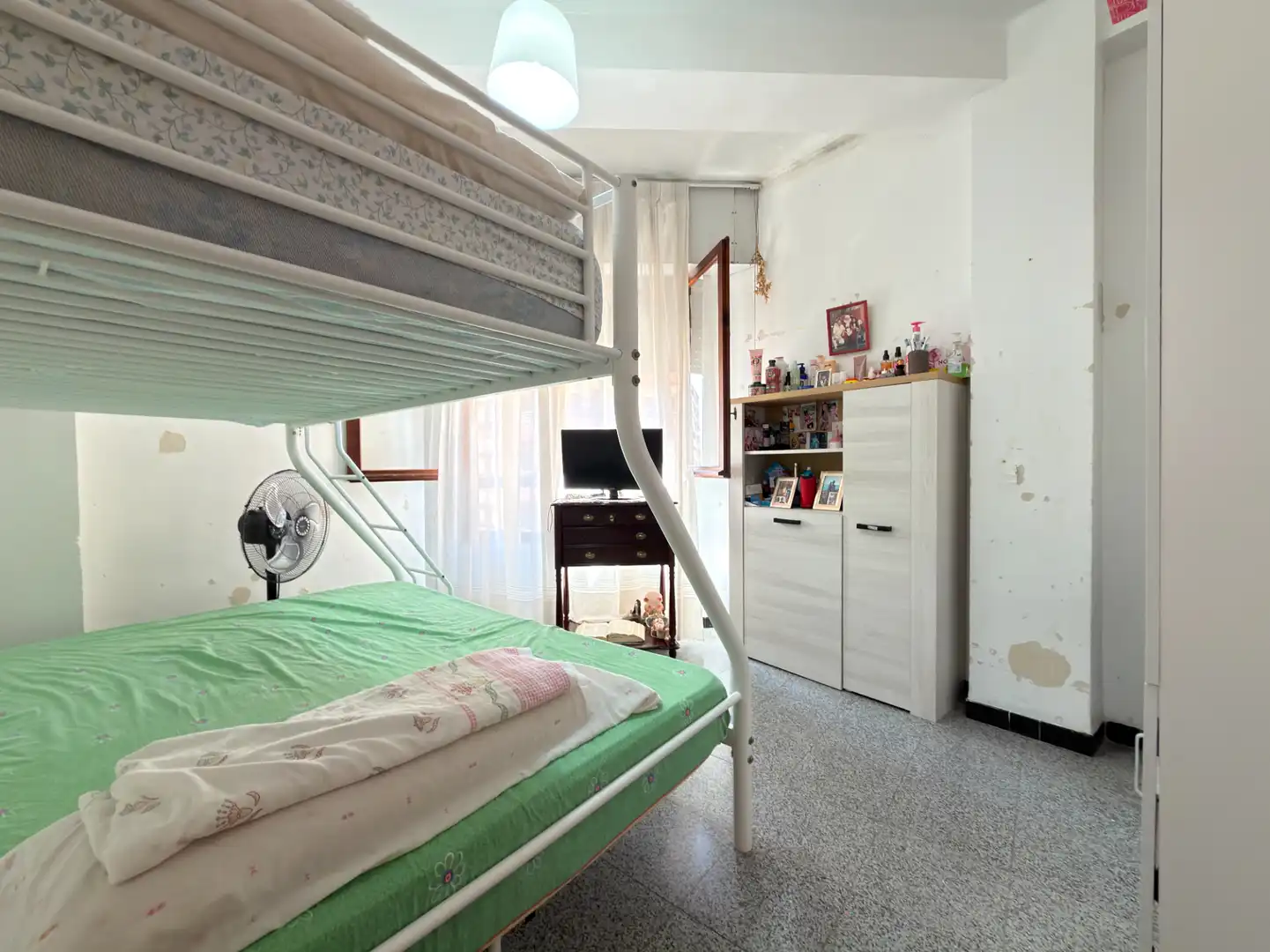 Bedroom of Flat for sale in Castellón de la Plana / Castelló de la Plana  with Storage room
