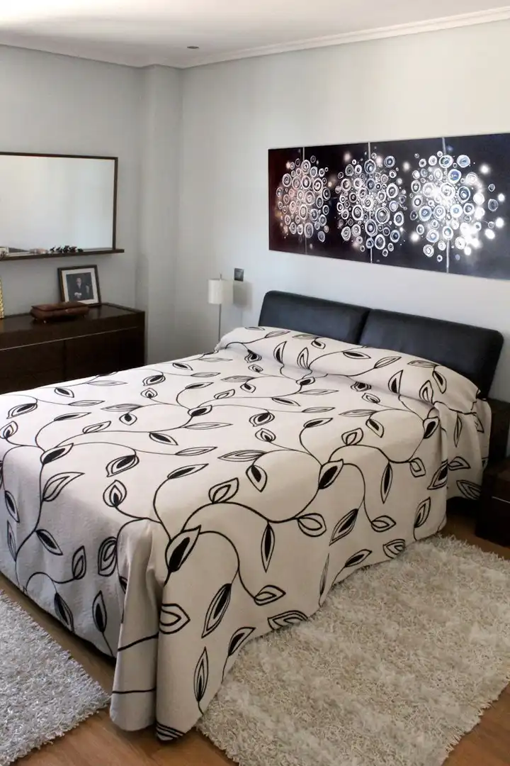 Habitación de Piso en venta en Santa Cruz de Bezana con Calefacción, Terraza y Trastero