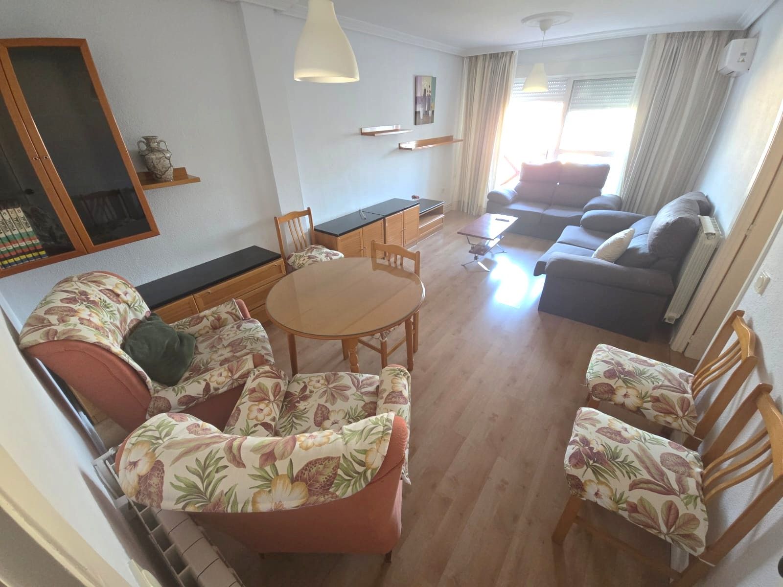 Living room of Apartment to rent in Cáceres Capital  with Air Conditioner, Heating and Terrace