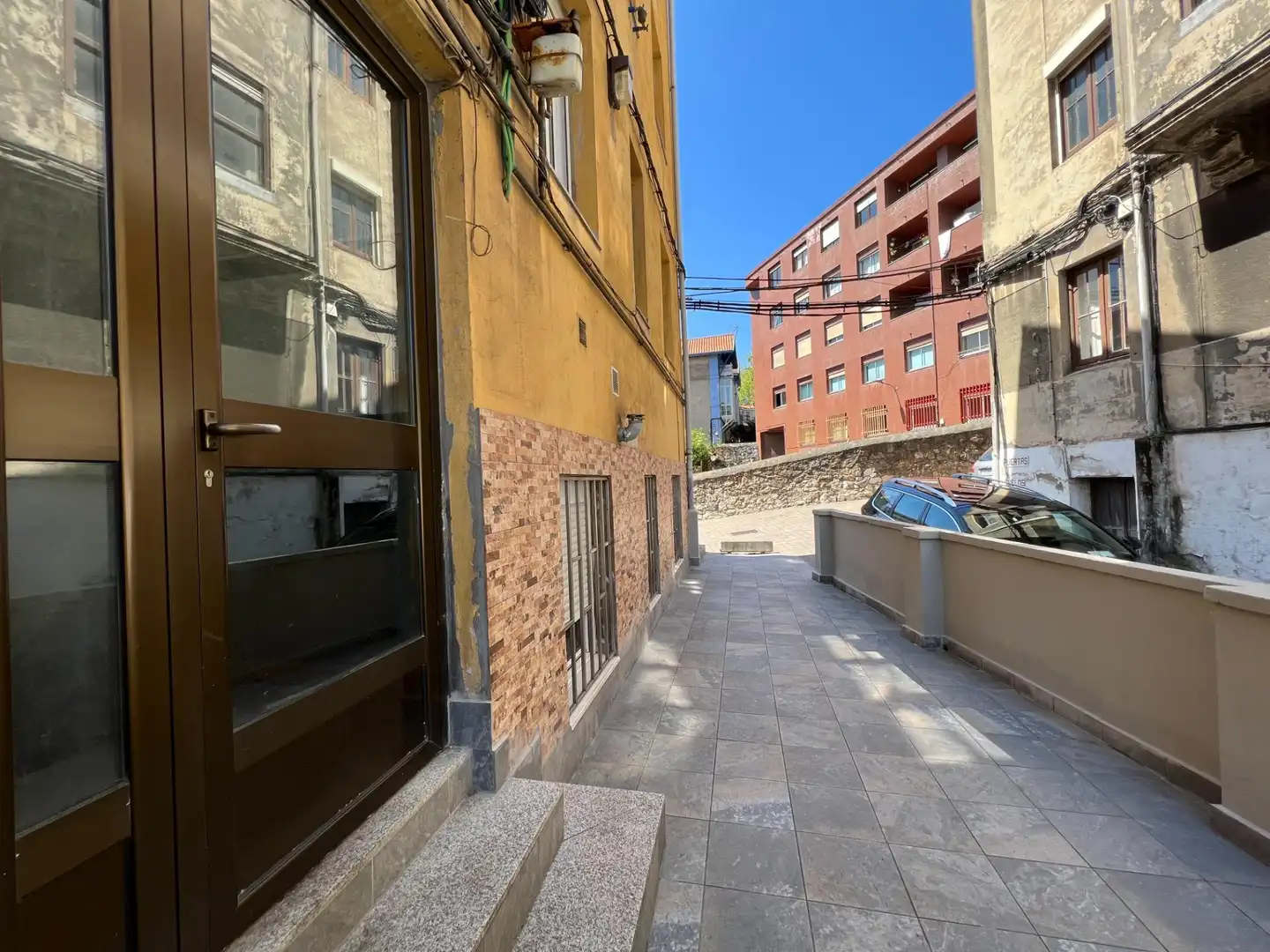 Vista exterior de Piso en venta en Santander