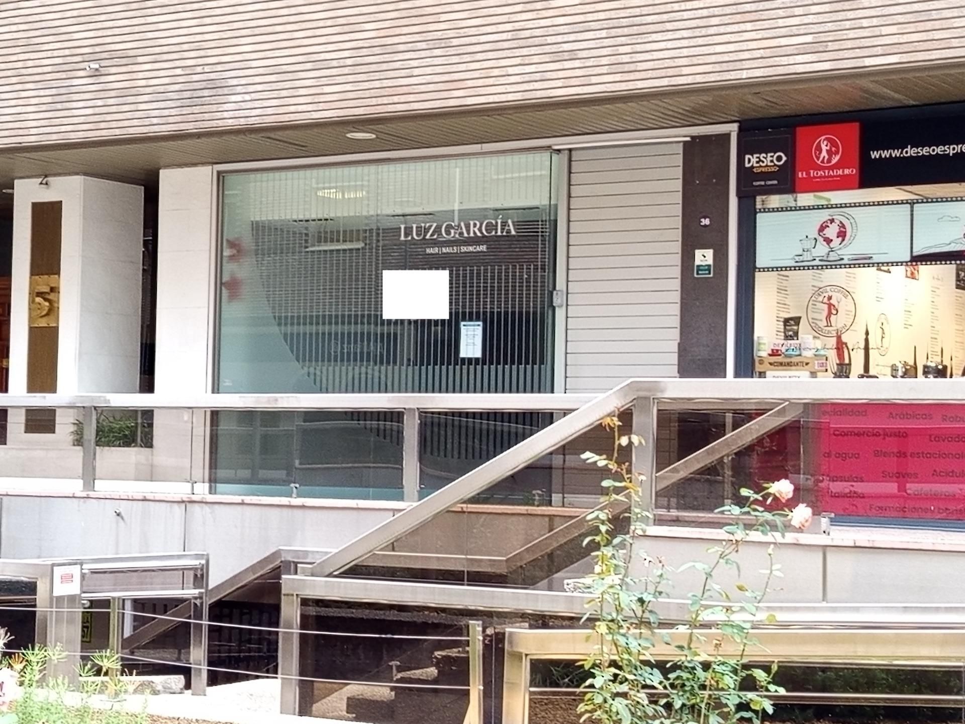 Local de lloguer a Calle PARAISO (RESIDENCIAL), Paseo Sagasta, Centro