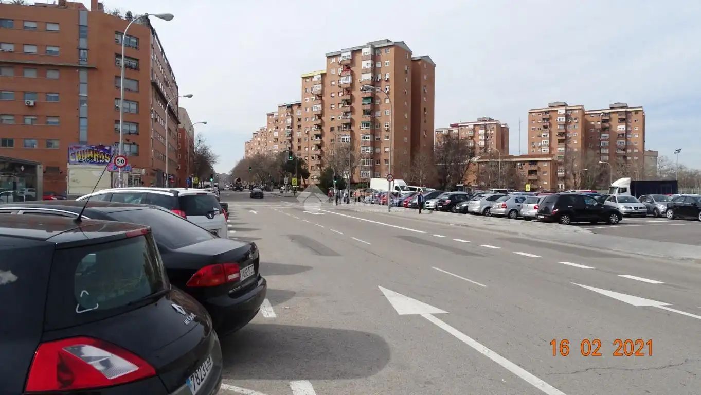 Vista exterior de Pis en venda en Madrid amb Aire condicionat i Calefacció