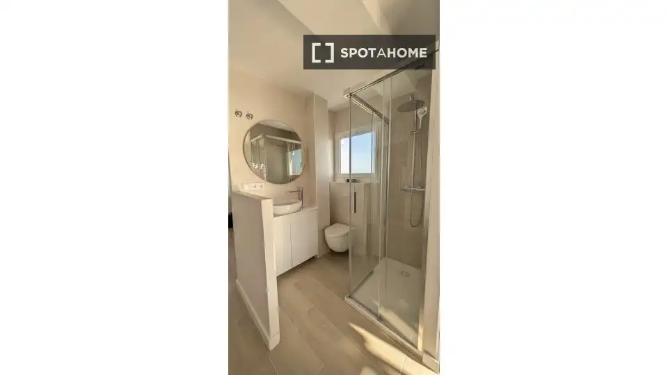 Bany de Apartament per a compartir en Playa de San Juan - El Cabo de las Huertas