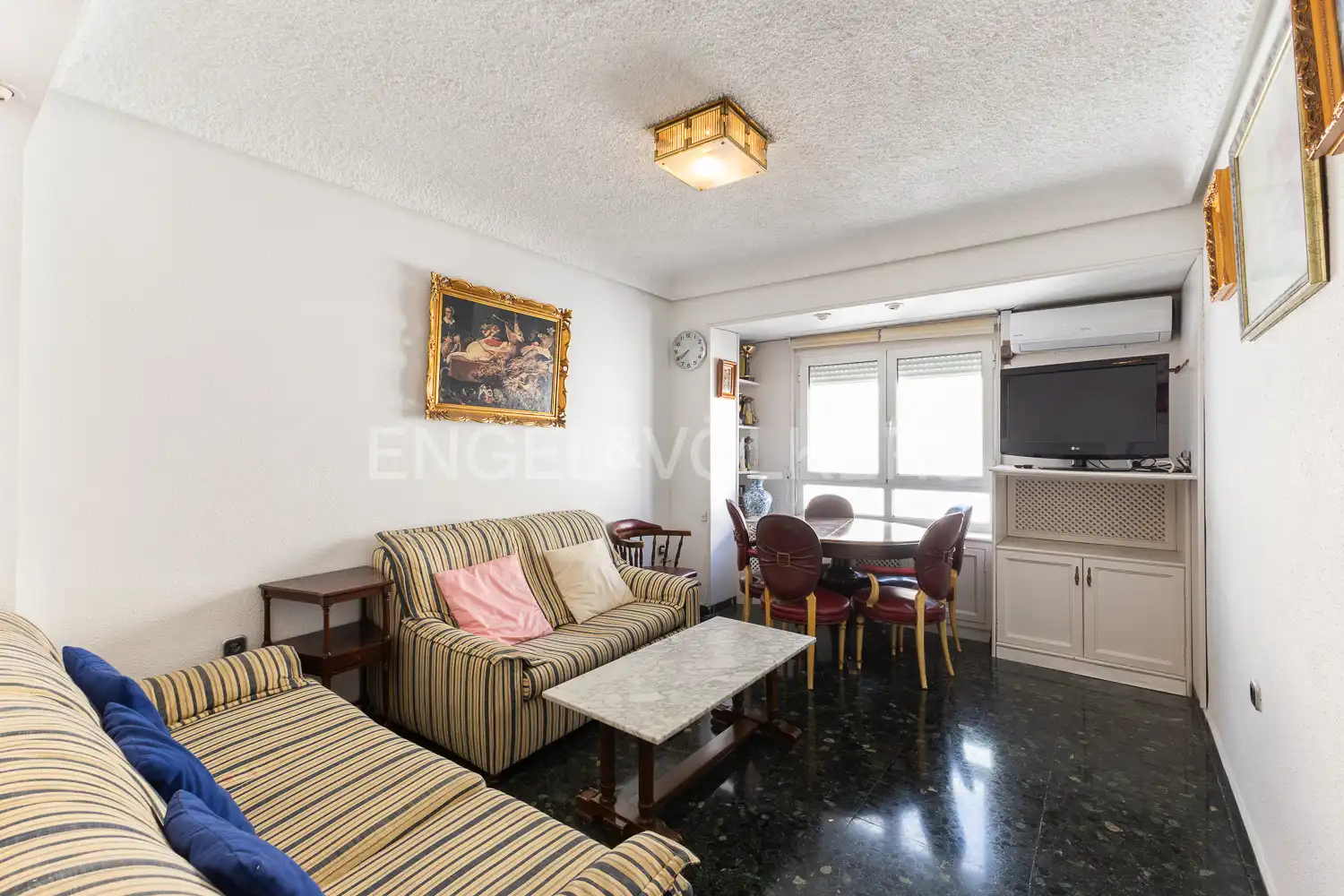Wohnzimmer von Wohnung zum Verkauf in Valencia mit Klimaanlage und Heizung