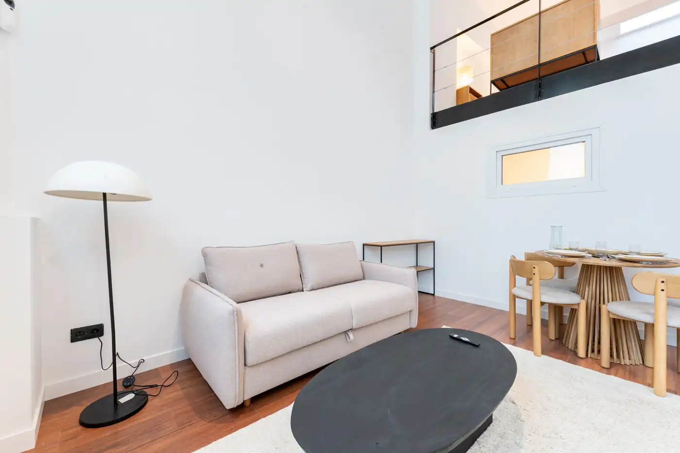 Wohnzimmer von Maisonette zur Miete in Ciudad Lineal