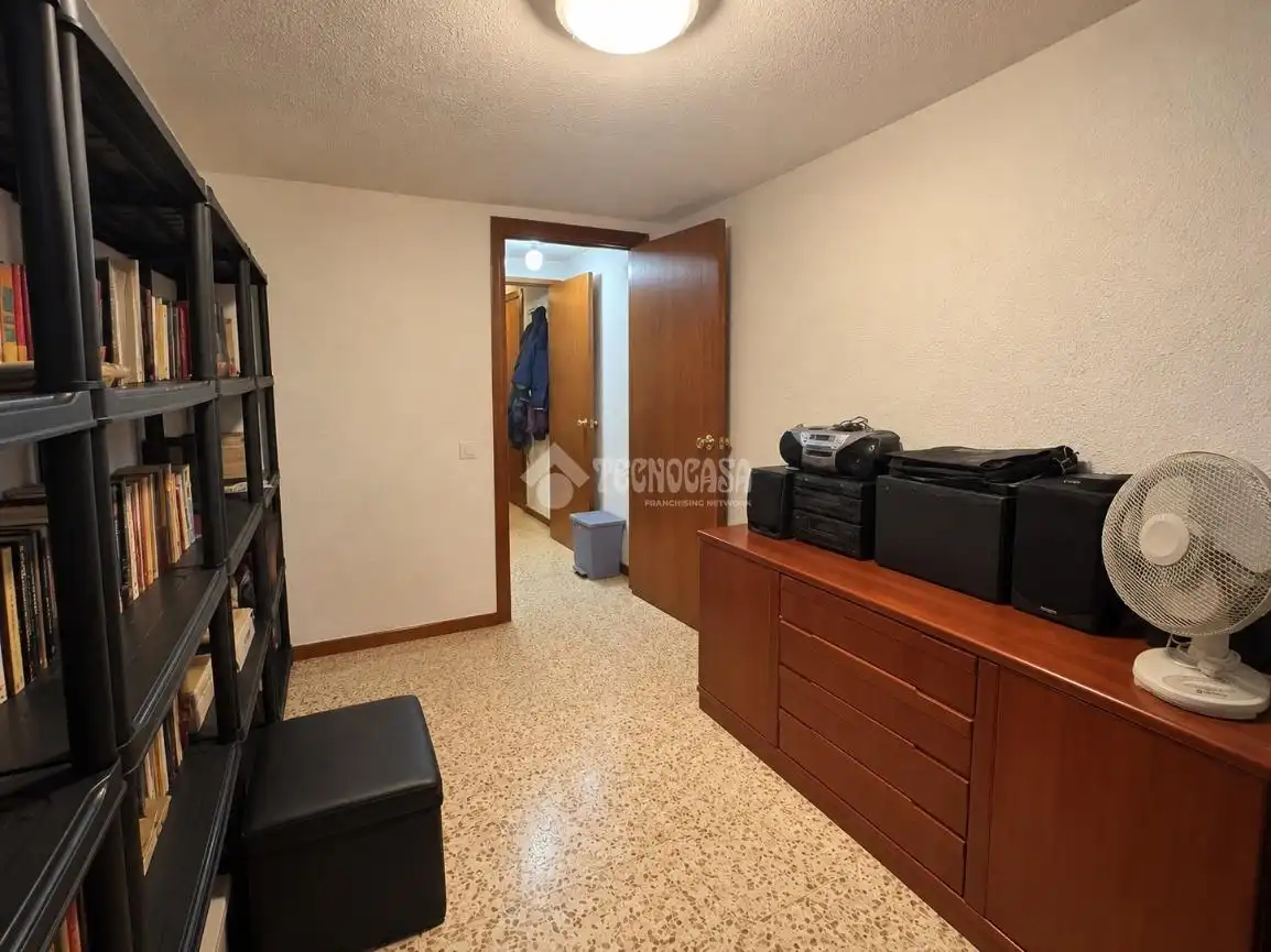 Casa pareada con jardín en venta en Casco Antiguo, imagen 34