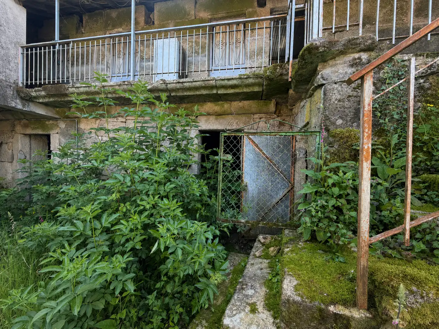Haus mit Garten zum Verkauf in Covelo, imagen 2
