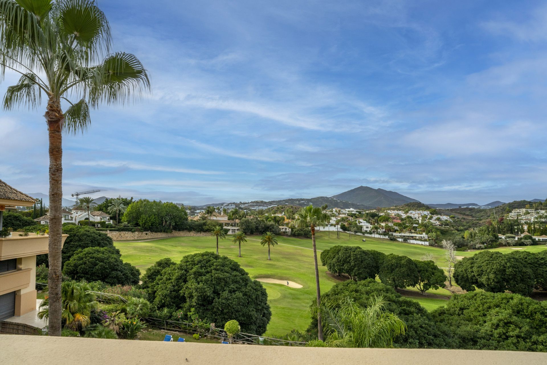 Exterior view of Attic for sale in Marbella  with Terrace, Swimming Pool and Community pool