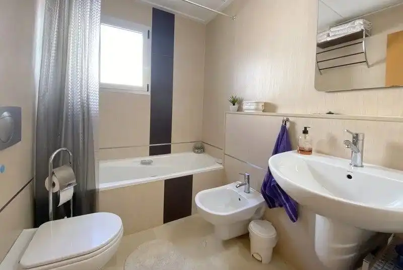 Bany de Apartament en venda en Pego amb Aire condicionat, Terrassa i Piscina