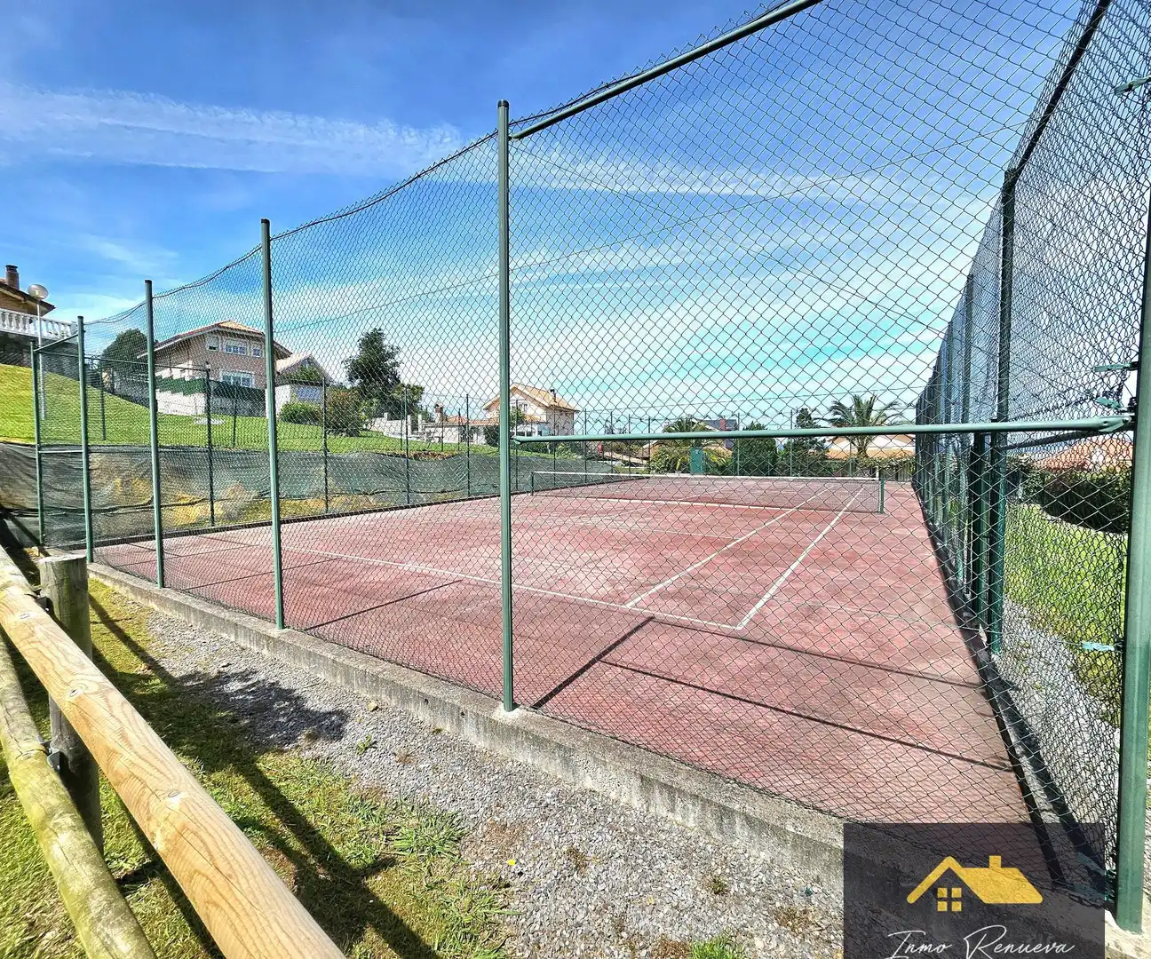 Parking de Casa o chalet en venta en Limpias, Cantabria