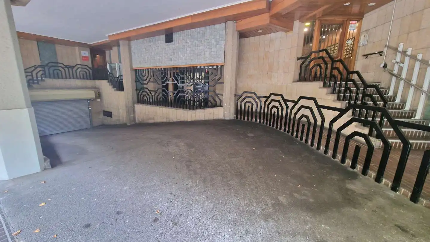 Parking for sale in Foru Pasealekua 3, imagen 2
