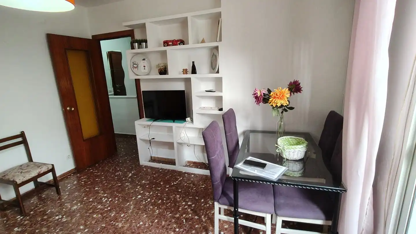 Erdgeschoss zur Miete in San Basilio, Casco Histórico - Ribera - San Basilio