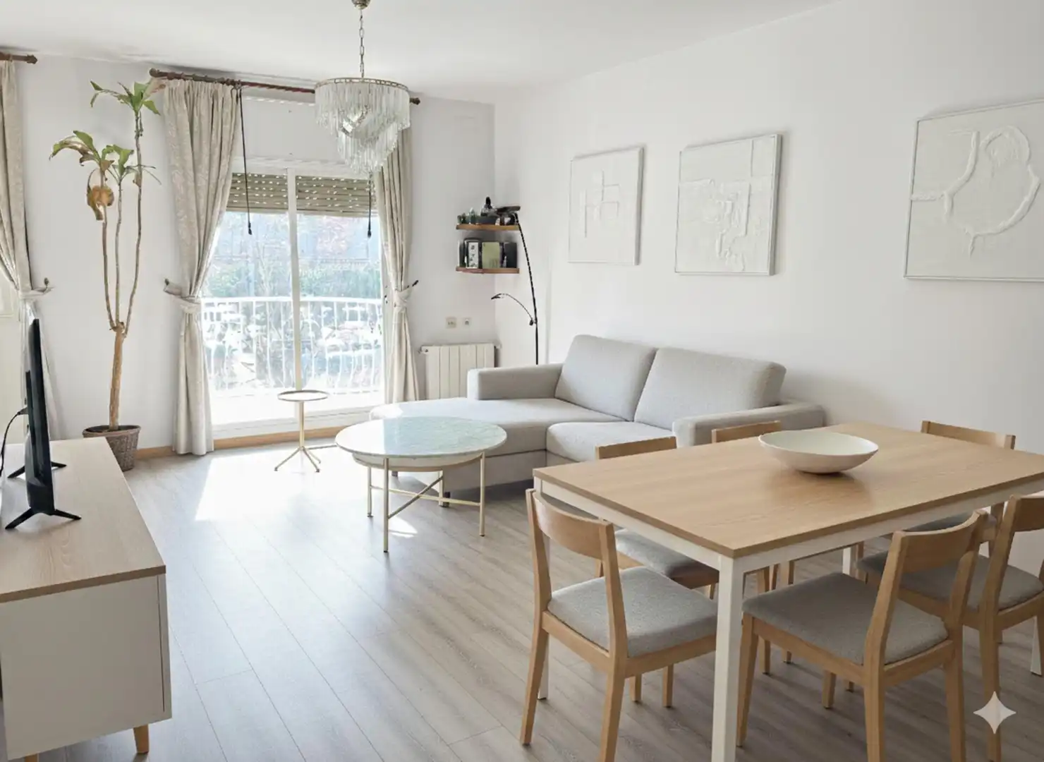 Sala de estar de Casa adosada en venta en Mataró con Aire acondicionado, Calefacción y Terraza