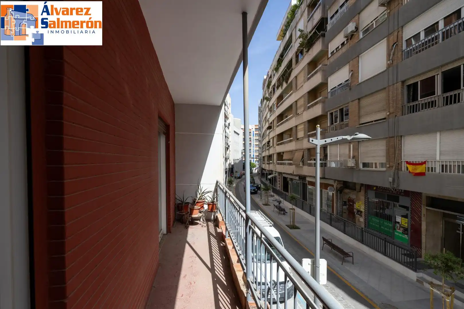 Exterior view of Flat for sale in Granada  with Air Conditioner, Heating and Parquet flooring