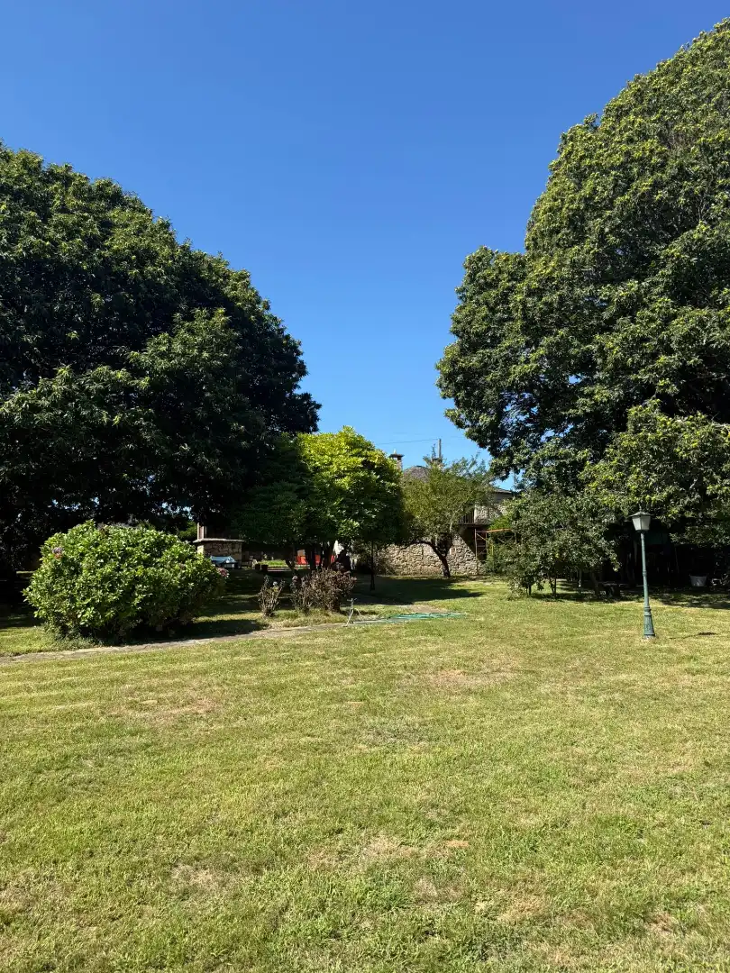 Casa o xalet en venda en Outeiro de Rei amb Calefacció, Jardí privat i Piscina