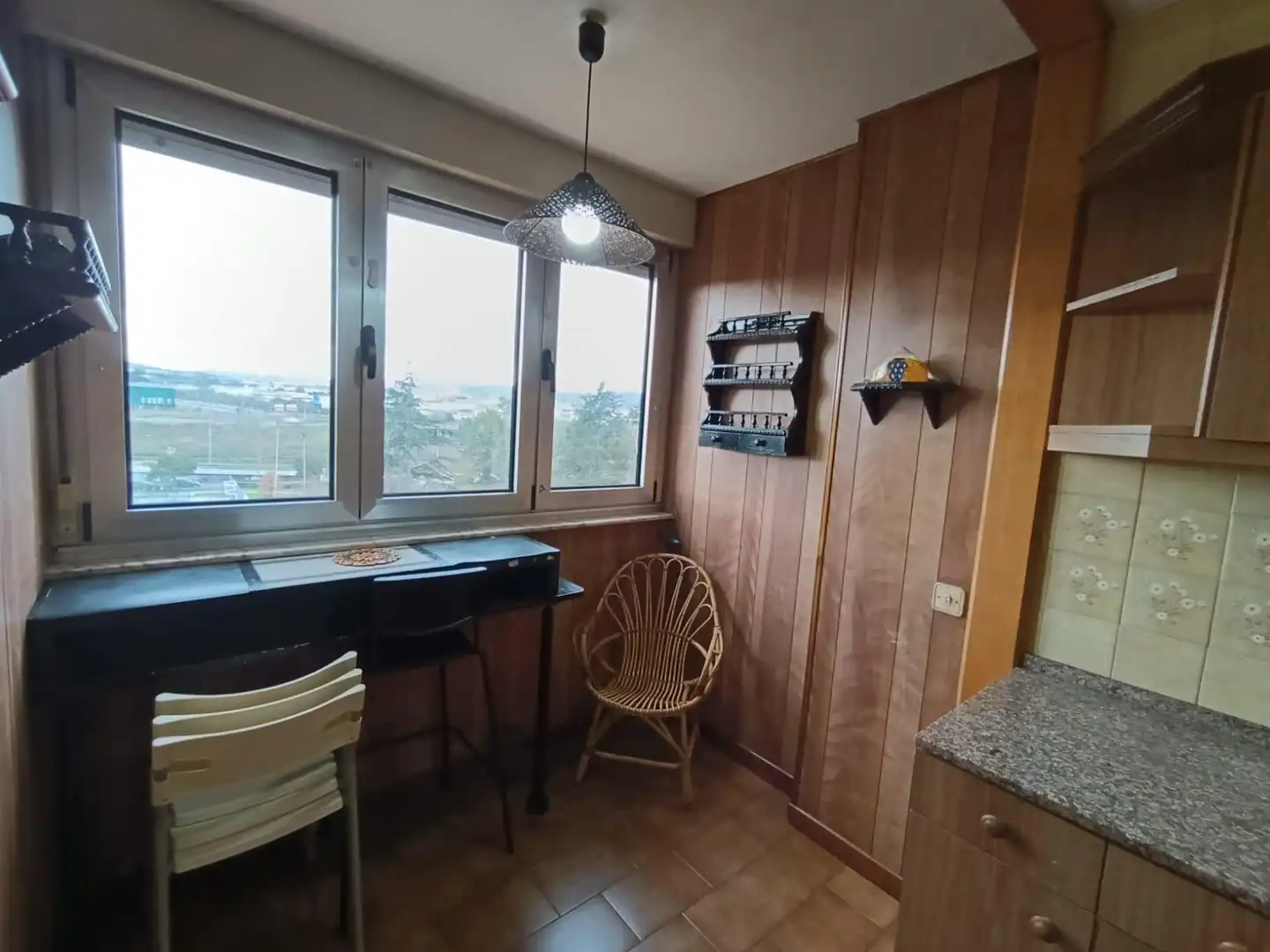 Cuina de Pis en venda en Gijón  amb Calefacció, Parquet i Traster