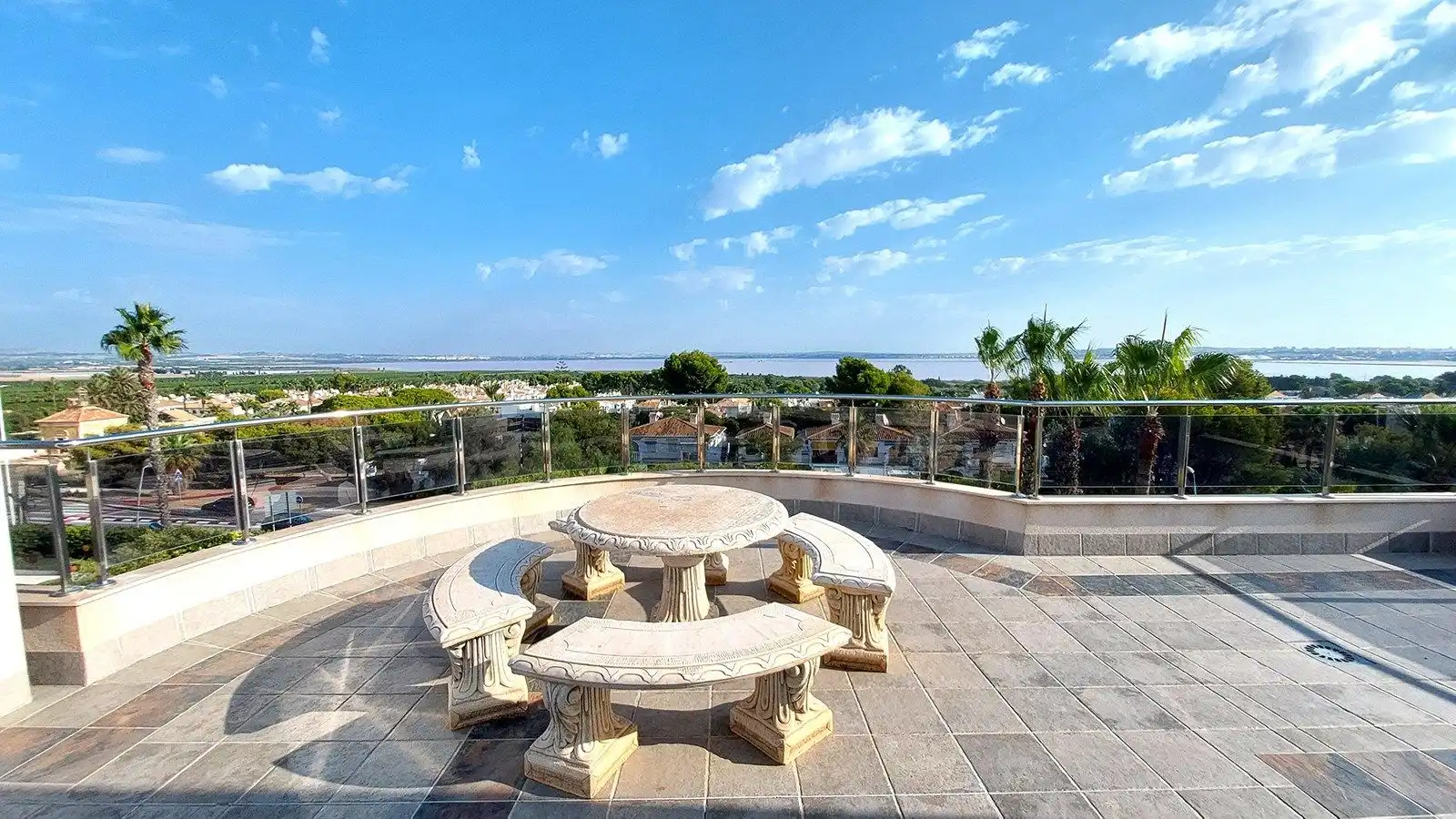 Chalet con piscina en venta en Los Balcones - Los Altos, imagen 43