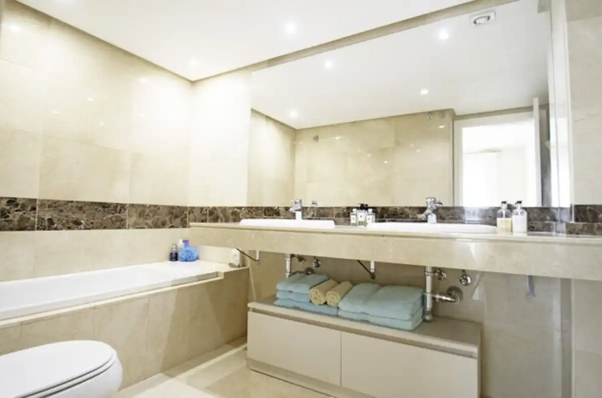 Rez-de-chaussée avec piscine à vendre à La Alcaidesa, imagen 5
